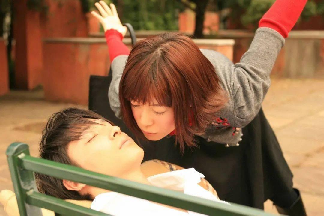 勇士吹泡泡